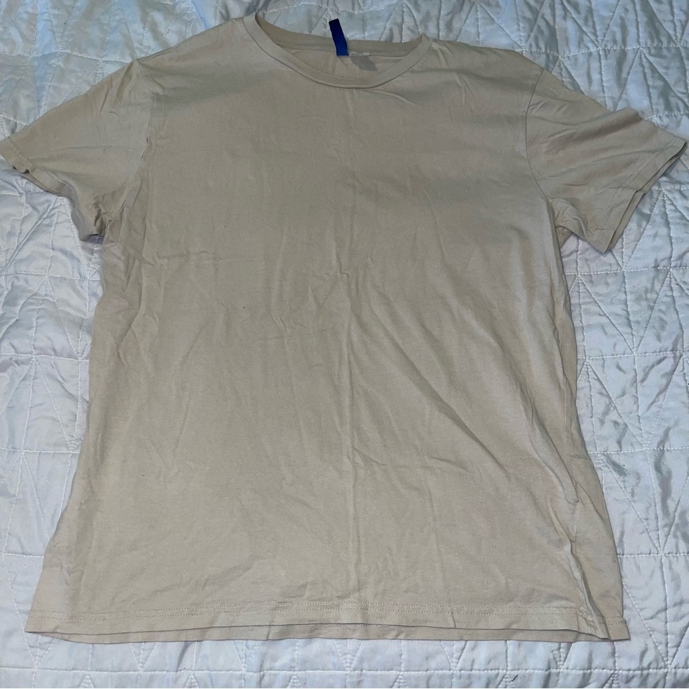 Large Tan t shirt